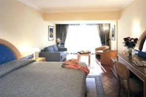 Amathus Beach 5* Pafos